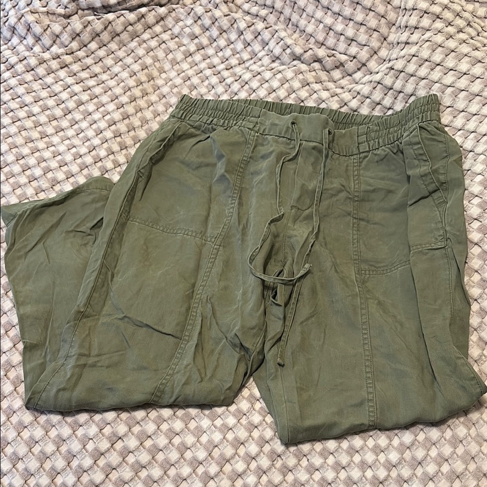 Old Navy Green Cargo Pants Relaxed Fit